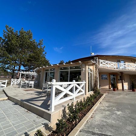 Garni Hotel Oblacinsko Jezero Oblacina Dış mekan fotoğraf